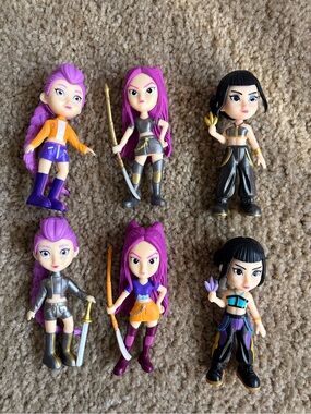 K Pop demon Hunter dolls